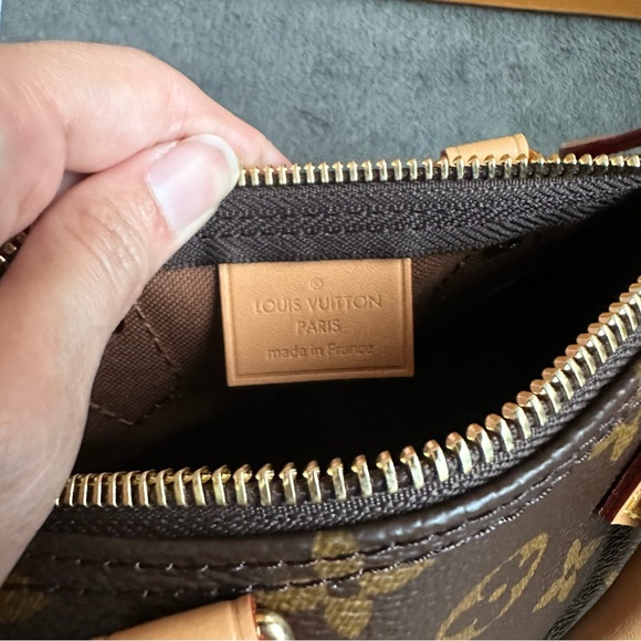 NEW Louis Vuitton LV NANO SPEEDY Monogram 2023 with Removable Adjustable Strap - Picture 8 of 11